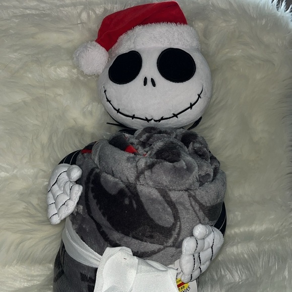 🆕 Nightmare Before Christmas Jack Skellington Plush Doll & Throw Holiday Santa - Picture 5 of 10